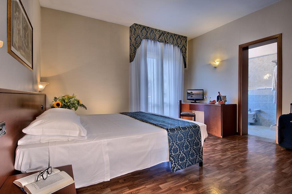 Hotel Terme Belsoggiorno Abano Terme Exteriör bild