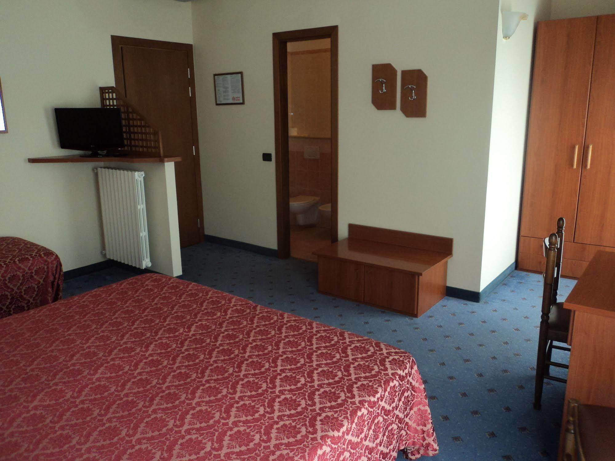 Hotel Terme Belsoggiorno Abano Terme Exteriör bild