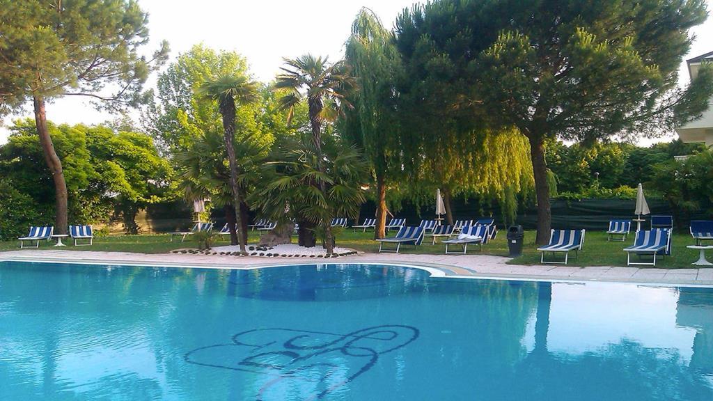 Hotel Terme Belsoggiorno Abano Terme Exteriör bild